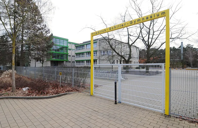 Friedrich-Schiller-Gymnasium Königs Wusterhausen cover