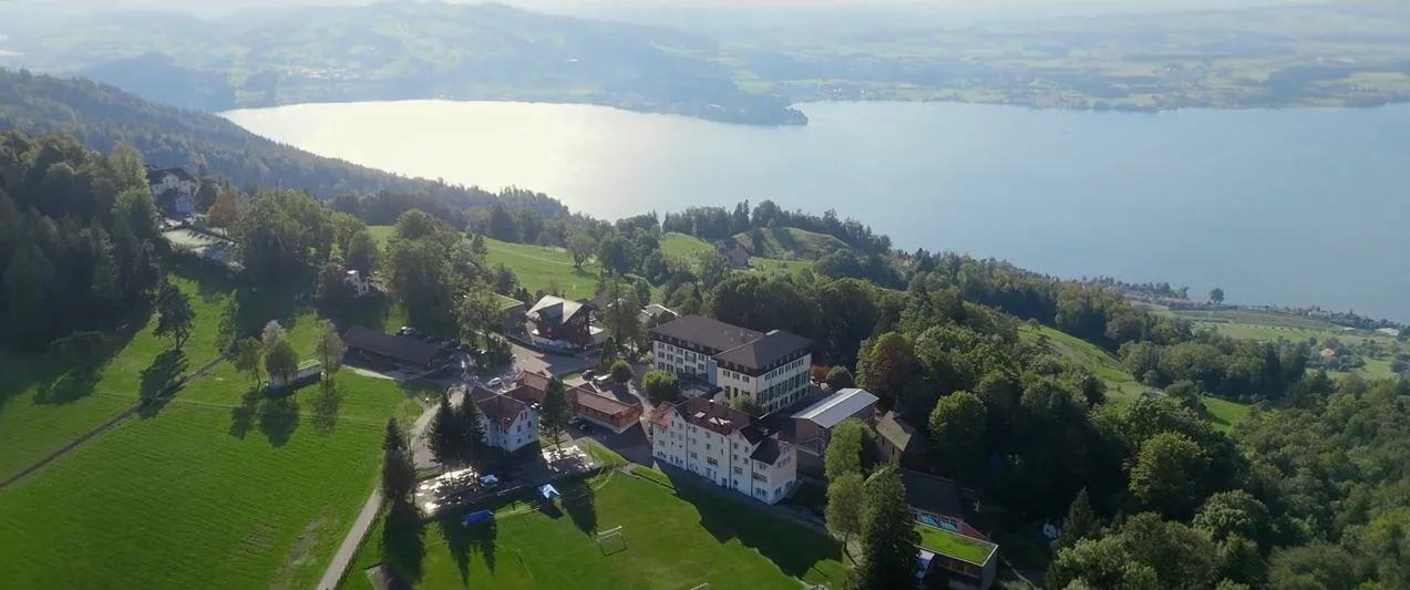 Institut Montana Zugerberg cover