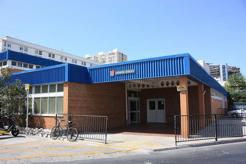 Bayside Comprehensive School